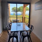 아파트 Lucia, Avec Piscine , Vue Et Pied Dans L'eau , Moriani-plage 산타 루치아 디 모리아니