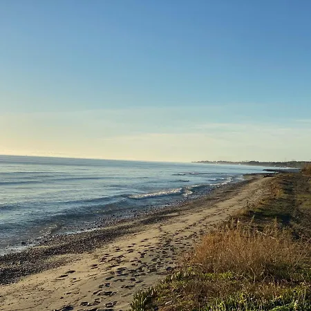 Lucia, Avec Piscine , Vue Et Pied Dans L'eau , Moriani-plage Santa-Lucia-di-Moriani
