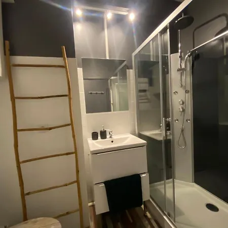 Lucia, Avec Piscine , Vue Et Pied Dans L'eau , Moriani-plage Appartement Santa-Lucia-di-Moriani