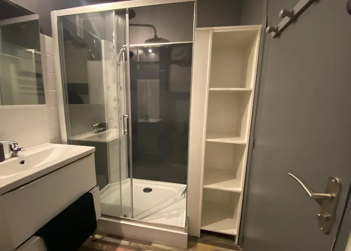 Апартаменты Lucia, Avec Piscine , Vue Et Pied Dans L'eau , Moriani-plage