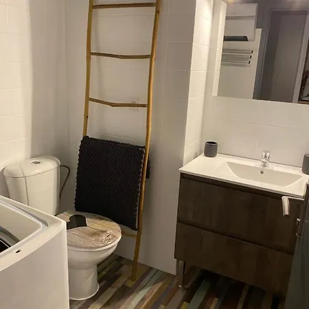 Lucia, Avec Piscine , Vue Et Pied Dans L'eau , Moriani-plage Apartmán *