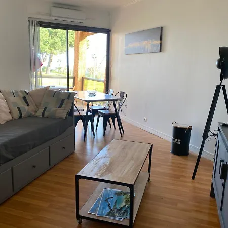 Lucia, Avec Piscine , Vue Et Pied Dans L'eau , Moriani-plage Lägenhet Santa-Lucia-di-Moriani