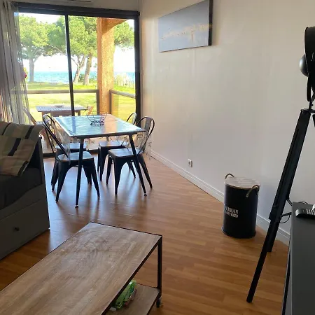 Lucia, Avec Piscine , Vue Et Pied Dans L'eau , Moriani-plage Apartment