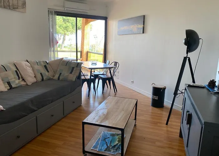 Lucia, Avec Piscine , Vue Et Pied Dans L'eau , Moriani-plage Apartmán Santa-Lucia-di-Moriani